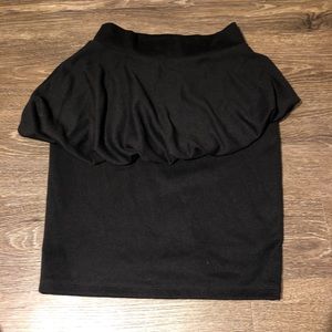 ✨❗️EVERYTHING MUST GO❗️✨
  Analili pencil peplum skirt MAKE AN OFFER